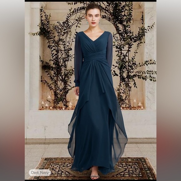 Mother of the Bride Dress - Dark Green Size 12 - Picture 2 of 2